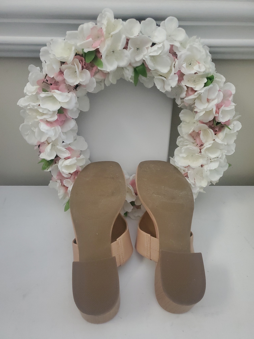 Dolce Vita Beige Square-Toe Thong Mules - Picture 4 of 6